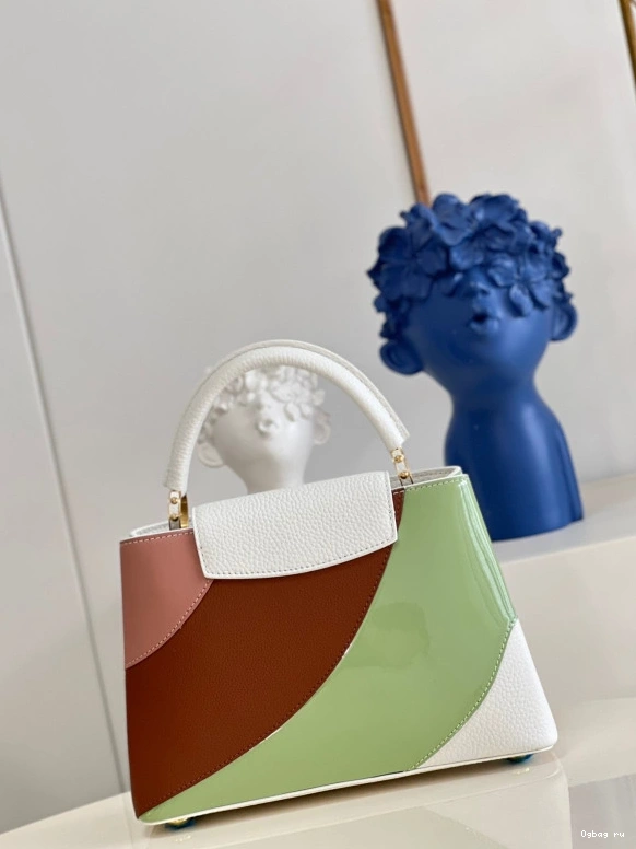 BB CAPUCINES VUITTON LOUIS 0724